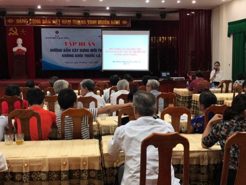 Hội Bảo trợ người khuyết tật và trẻ mồ côi Việt Nam:  Tổ chức hội nghị tập huấn hướng dẫn xây dựng môi trường  không khói thuốc lá tại Lâm Đồng, Nghệ An