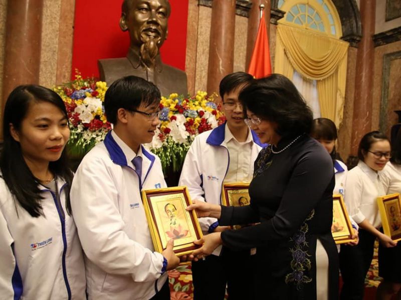 10 năm gắn bó với trẻ khuyết tật của thầy giáo Nguyễn Xuân Việt