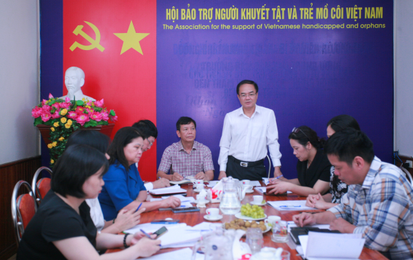 Đoàn công tác của Bộ Nội vụ thăm và làm việc với Hội Bảo trợ người khuyết tật và trẻ mồ côi Việt Nam