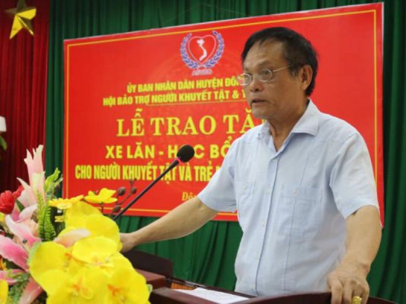 Tỉnh Hội Thanh Hóa: Trao tặng học bổng, xe lăn cho đối tượng huyện Đông Sơn