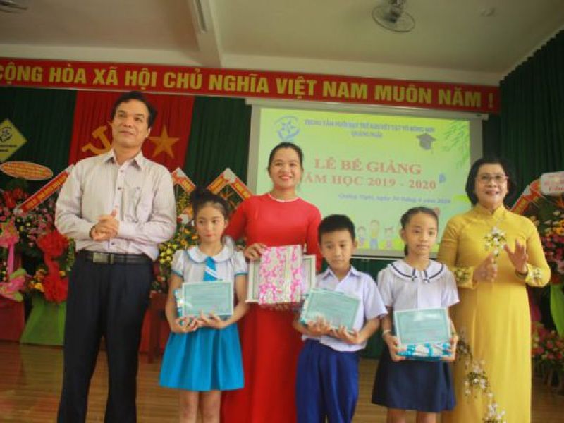 Nhiều học sinh Trung tâm Võ Hồng Sơn hòa nhập cộng đồng