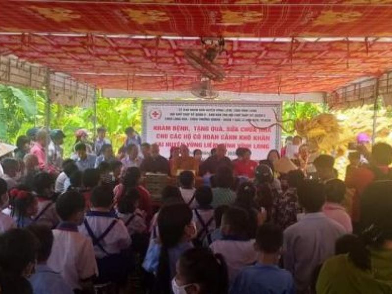Tỉnh Hội Vĩnh Long: Hỗ trợ 702 lượt người có hoàn cảnh khó khăn huyện Vũng Liêm
