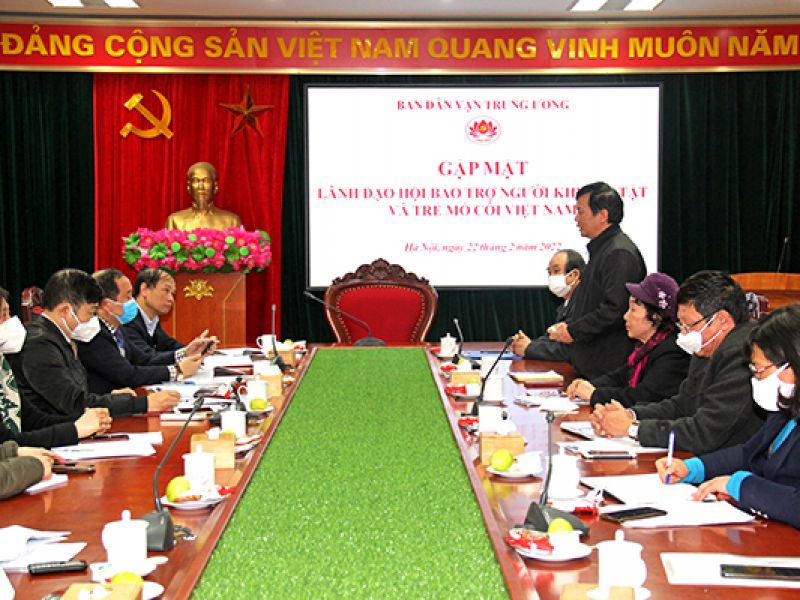 Lãnh đạo Ban Dân vận Trung ương làm việc với Hội Bảo trợ người khuyết tật và trẻ mồ côi Việt Nam