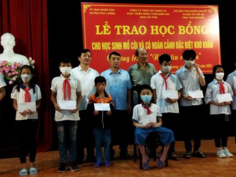 Tỉnh Hội Thái Nguyên: Trao 107 suất học bổng cho trẻ khuyết tật, mồ côi, hoàn cảnh khó khăn
