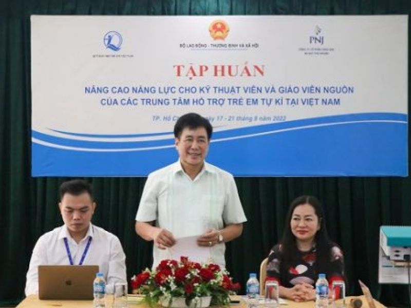 Tập huấn chuyên sâu cho kỹ thuật viên và giáo viên nguồn của các trung tâm hỗ trợ trẻ em tự kỉ tại Việt Nam