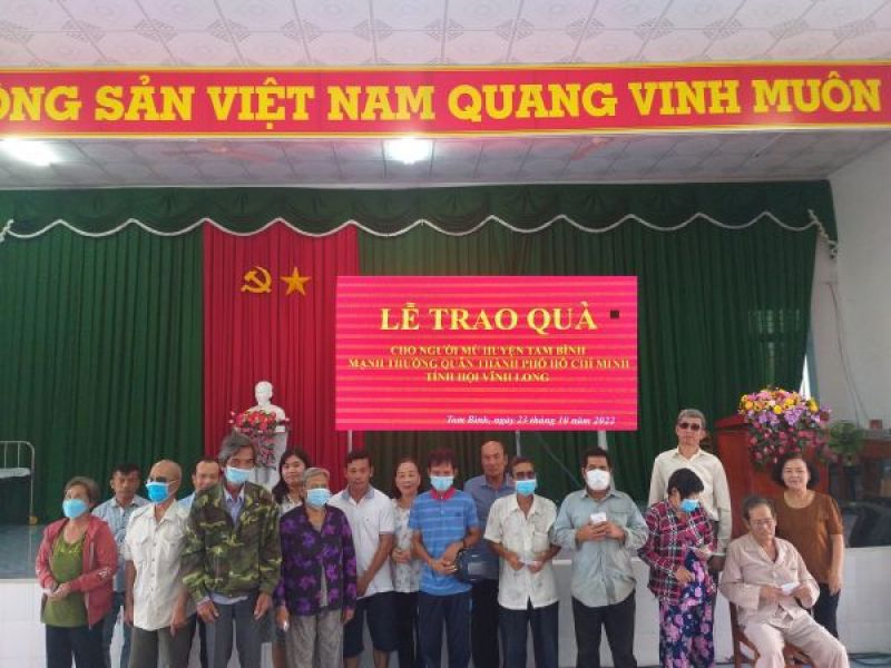 Tỉnh Hội Vĩnh Long: 127 phần quà trao tặng các đối tượng tại huyện Tam Bình