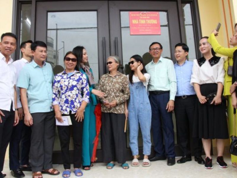 Tỉnh Hội Quảng Ninh: Trao tặng 2 nhà tình thương cho người khuyết tật tại Quảng Yên