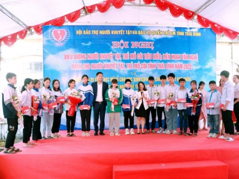 Tỉnh Hội Thái Bình: Hội nghị biểu dương người khuyết tật, trẻ mồ côi tiêu biểu và Liên hoan văn nghệ dành cho người khuyết tật, trẻ mồ côi tỉnh Thái Bình năm 2022.