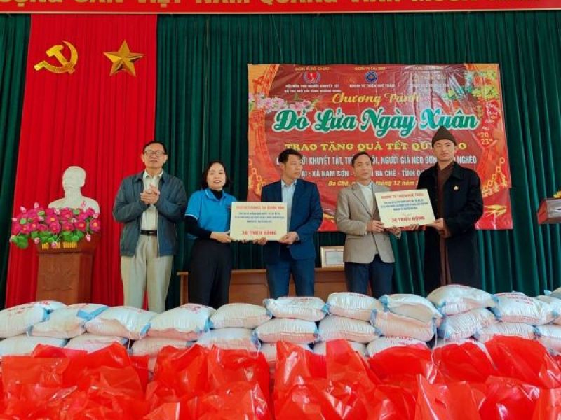 Tỉnh Hội Quảng Ninh: Tặng 100 suất quà tết cho người khuyết tật, trẻ mồ côi