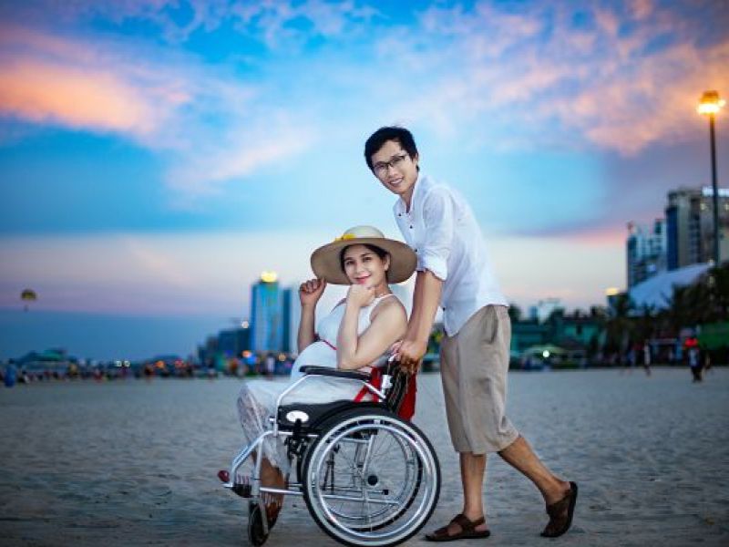 Hạnh phúc tròn đầy của đôi vợ chồng khuyết tật