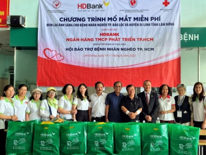 Tỉnh Hội Lâm Đồng thay thủy tinh thể nhân tạo miễn phí cho gần 500 bệnh nhân nghèo