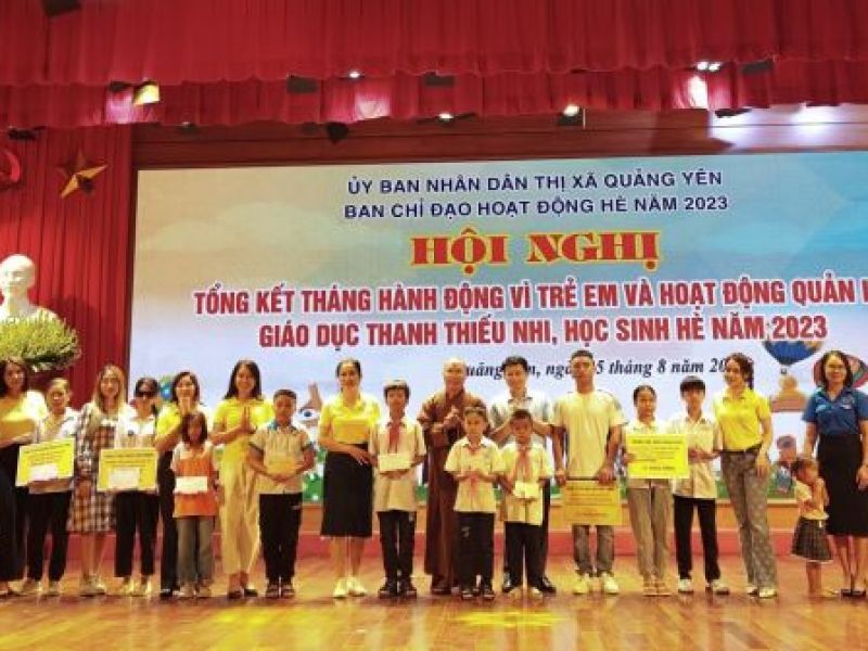 Tỉnh Hội Quảng Ninh: Trao đỡ đầu cho 12 học sinh, sinh viên mồ côi, khuyết tật