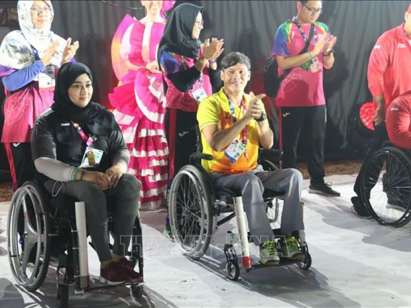 Siêu kình ngư teo chân đoạt 3 HCV Asian Para Games