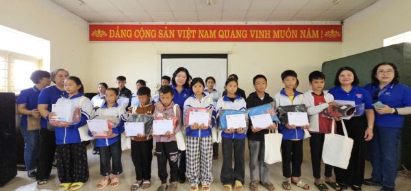 TWH và TPHCM tập thể