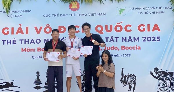Huế