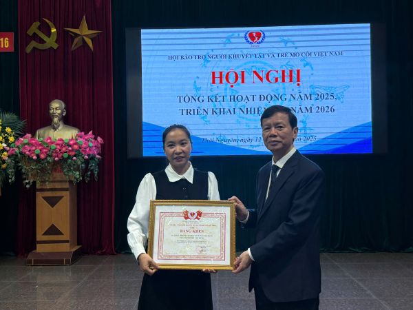 z7322699712802_4993d0be55520c4bf79855a7d3476d86