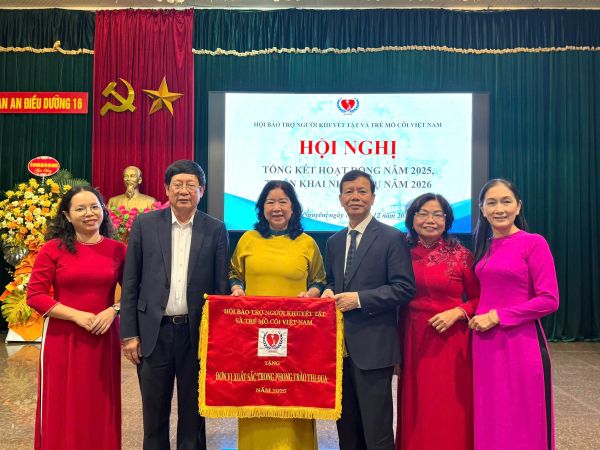 z7322699746766_3a3048b39e7392f496108c134597177c_1