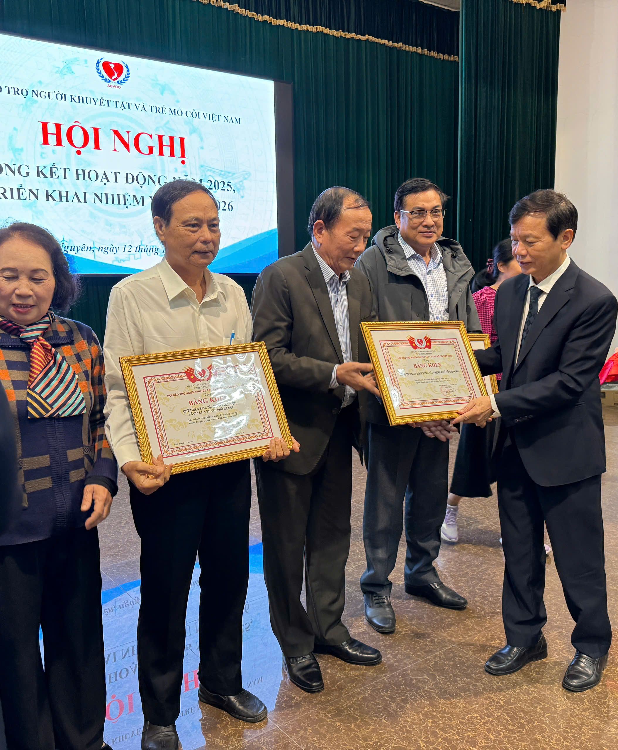 z7322699783418_ad369359e90a6d317693317ce95e4c33