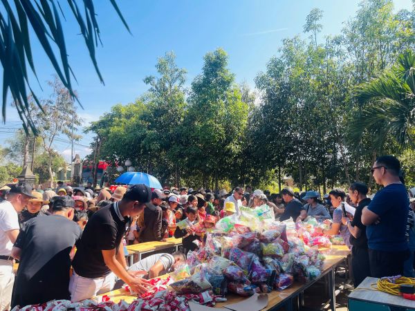 z7472059639636_2415254a10b571f0c5341ec0c0803138