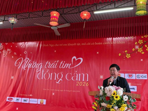 z7472448790062_ccba80ef5fd70b38feb36044f68252b1