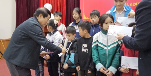 gen-h-z7493457771273_df45d3f171de277f77daa81cc5f89a99